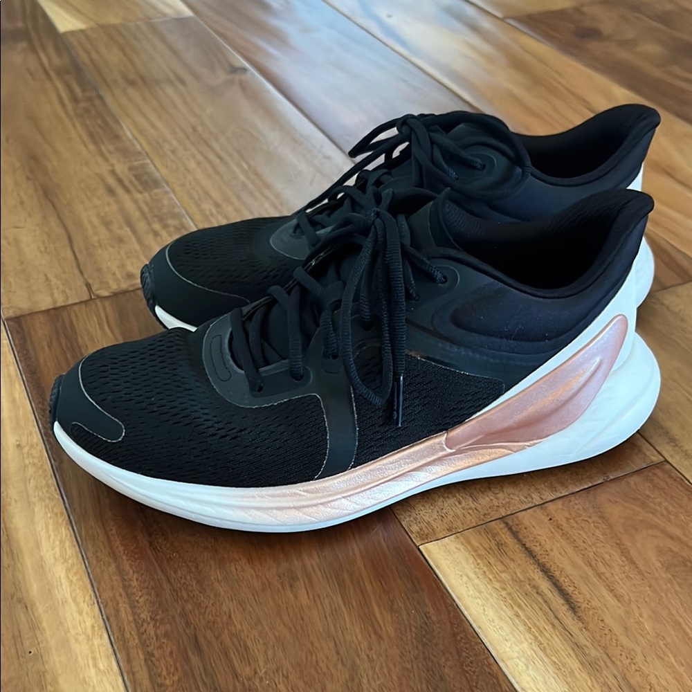 Lululemon Blissful Run Athletic Shoes